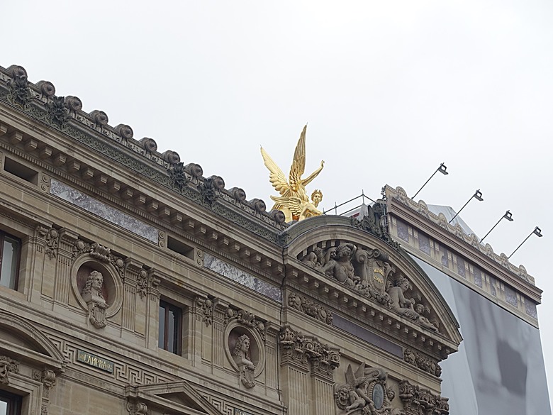 楓丹白露宮(Chateau de Fontainebleau),外掛凱旋門(Arc de Triomphe)、聖母院(Cathédrale Notre-Dame de Paris)、歌劇院(Palais Garnier)、莫里哀噴泉(Fontaine Molière)、聖米歇爾噴泉(Fontaine Saint-Michel) — 世界文化遺產 之 楓丹白靈宮及其園林(Palace and Park of Fontainebleau) — 2023年冬季歐洲行旅 第八部