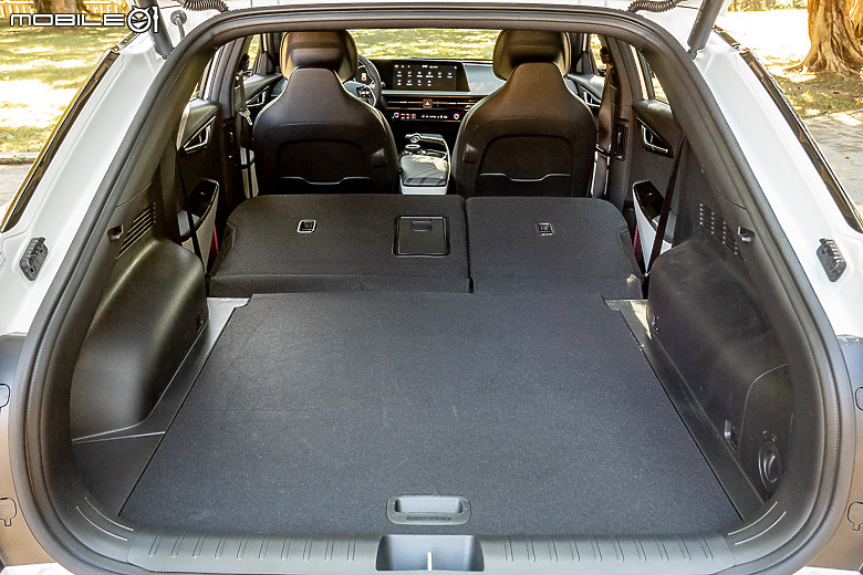 Kia EV6 GT-line 增程版試駕｜帶著帥氣外觀與長續航里程，遠征「上帝的部落」！