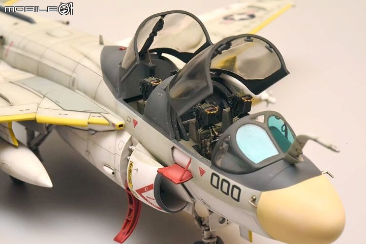 [模型製作記] EA-6B徘徊者(Prowler)電戰機 1/72