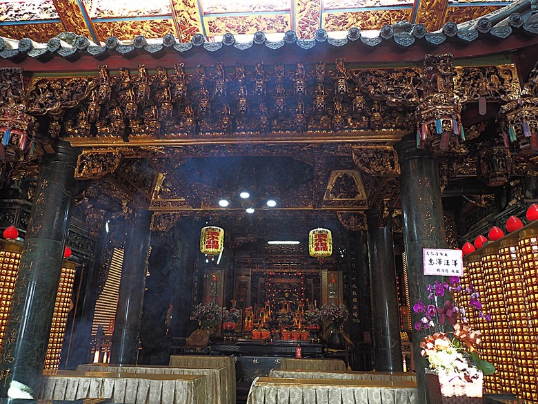 【小惡魔金龍踏春】鄞山寺(汀州會館)、龍山寺、清水巖、福佑宮、重建街、日本警官宿舍、滬尾小學校禮堂，附掛真理街阿給 — 淡水古蹟一日行旅 上半場