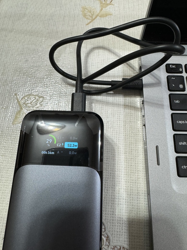 ANKER 737 大容量的行動電源