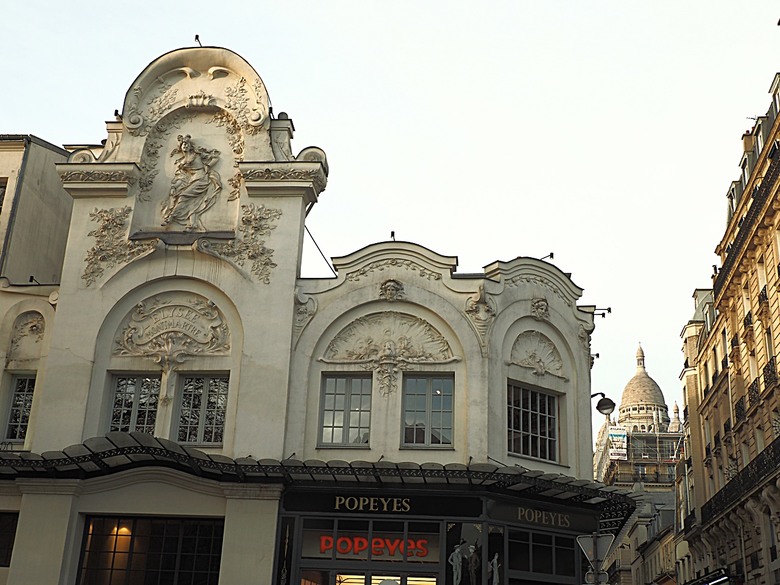 艾菲爾鐵塔(Tour Eiffel)、蒙馬特(Montmartre)、聖心堂(Basilique du Sacré-Cœur de Montmartre),外掛拉法葉百貨 巴黎奧斯曼旗艦店(Galeries Lafayette Haussmann)、莎瑪麗丹百貨(La Samaritaine) — 引領流行的時尚與藝術之都 — 2023年冬季歐洲行旅 第九部