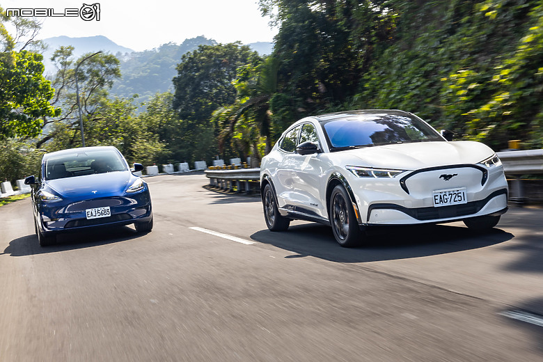美系中型《電動休旅》比拼|Ford Mustang Mach-E x Tesla Model Y