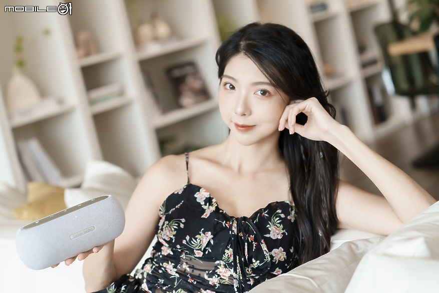 點我看大圖 Harman Kardon Luna 可攜式藍牙喇叭試聽|便攜、防水兼具大音量及優異音質