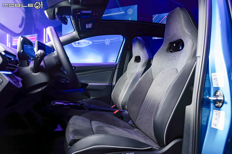 Volkswagen ID.4、ID.5台灣首度亮相!台灣福斯汽車2024年開啟電動車產品世代