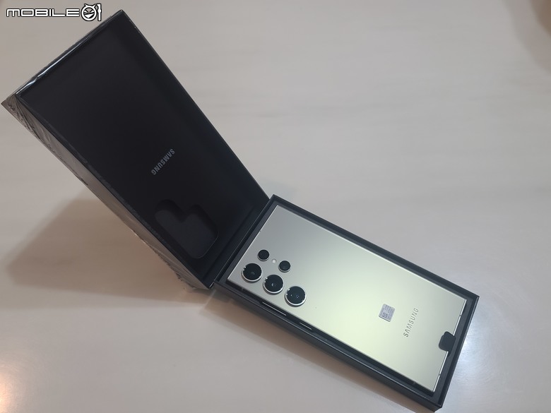 Samsung S24 Ultra 鈦灰 簡易開箱 疊疊樂