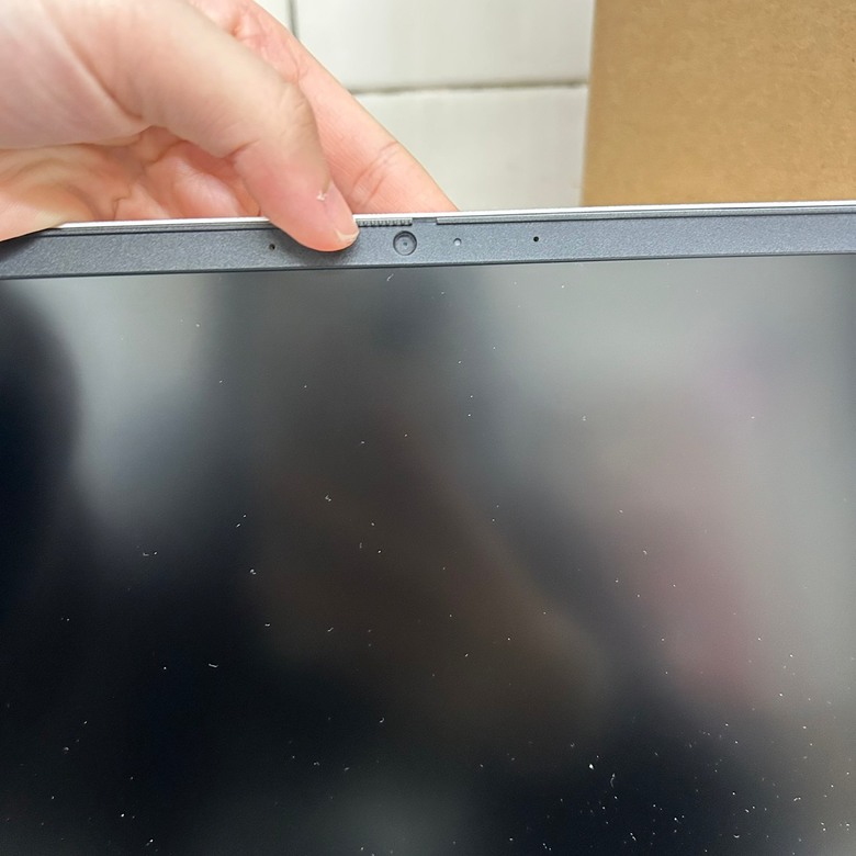 開箱&分享 Dell inspiron 16 plus 7630🖥️(實拍實錄)