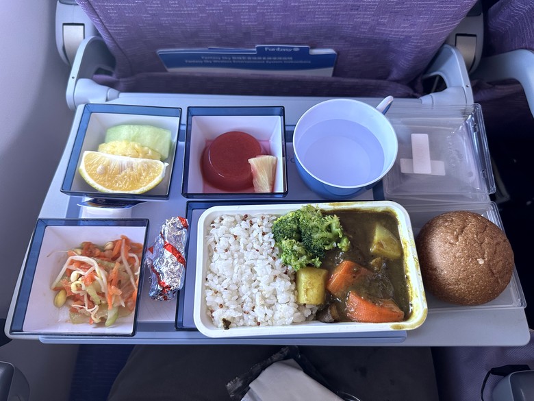 高雄-高松 華航737-800體驗