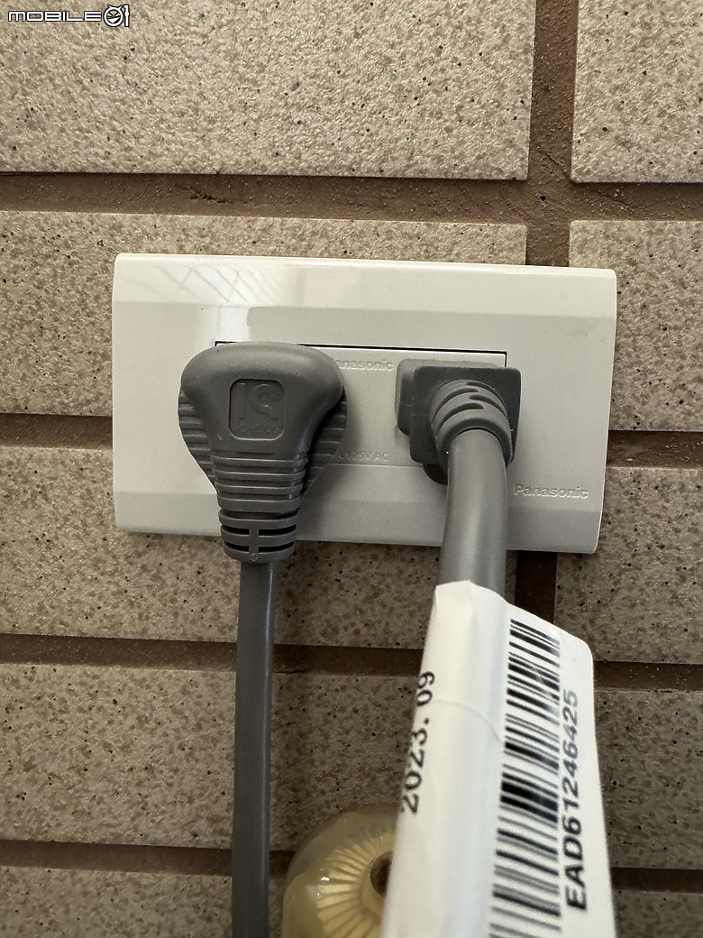 【試用文】 LG WashTower™ AI智控洗乾一體機：革命性家居體驗 開啟溫馨小家庭璀璨新生活篇章