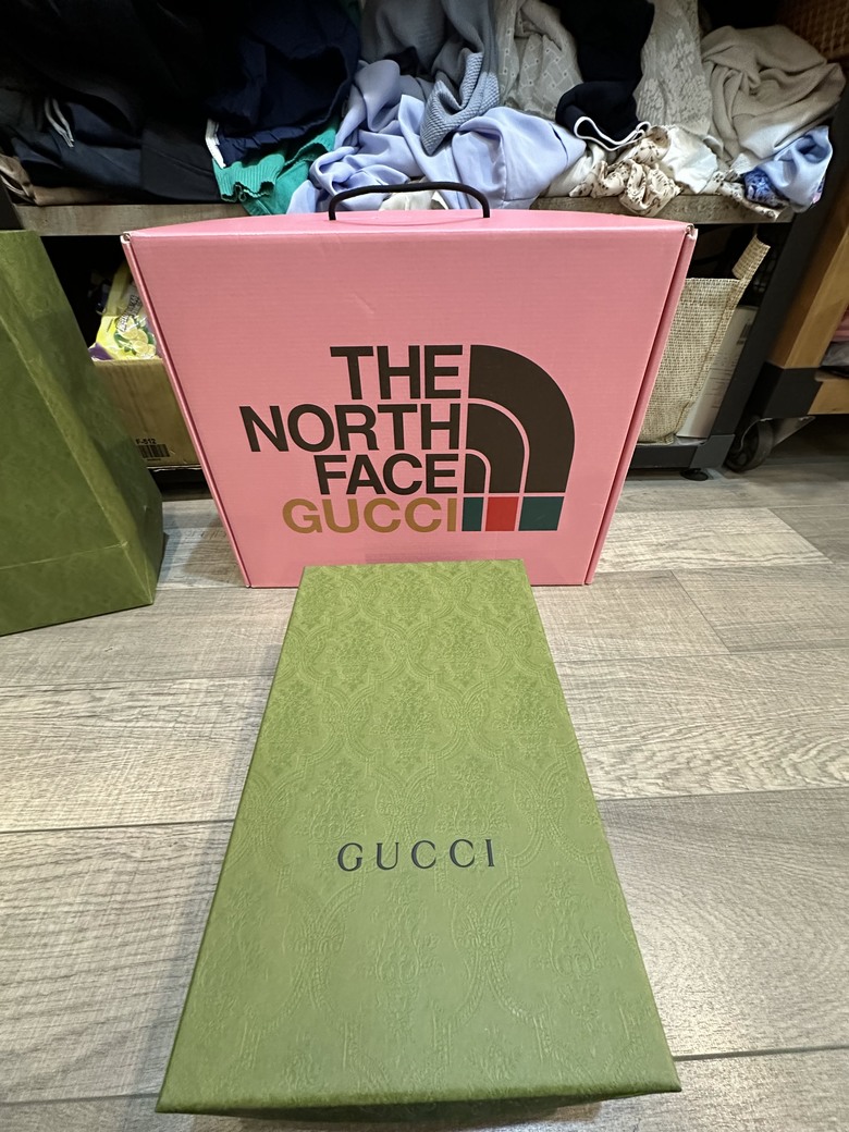 「開箱」 THE NORTH FACE & GUCCI 聯名帽T