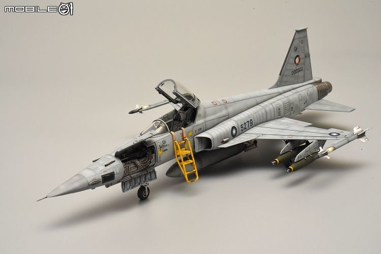 [模型製作記] 中華民國空軍最多零的F-5E 1/48