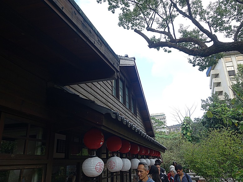 北投溫泉博物館、梅亭旅客服務中心、北投公民會館、普濟寺、地熱谷、凱達格蘭文化館、北投公園、北投圖書館、前日軍衛戍醫院北投分院 — 北投公園週邊冬季散策