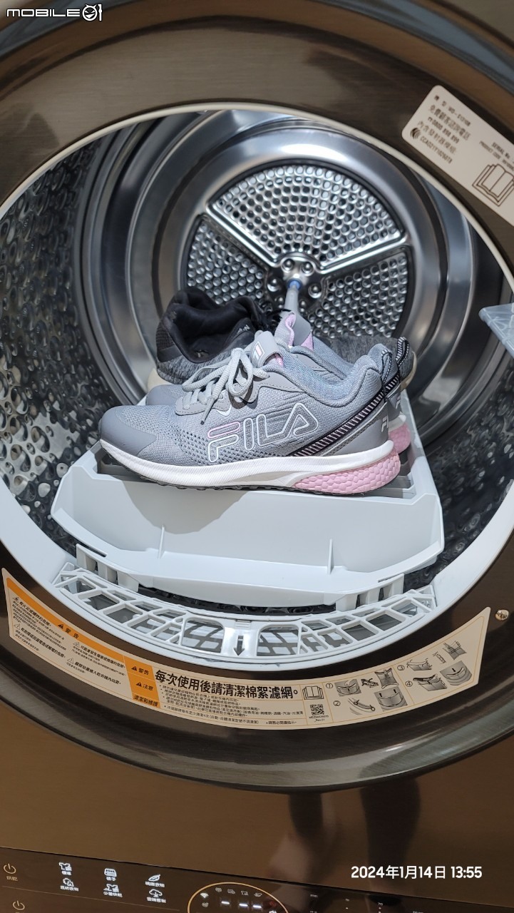 美麗兼智慧 LG WashTower™ AI 智控洗衣機讓生活更輕鬆