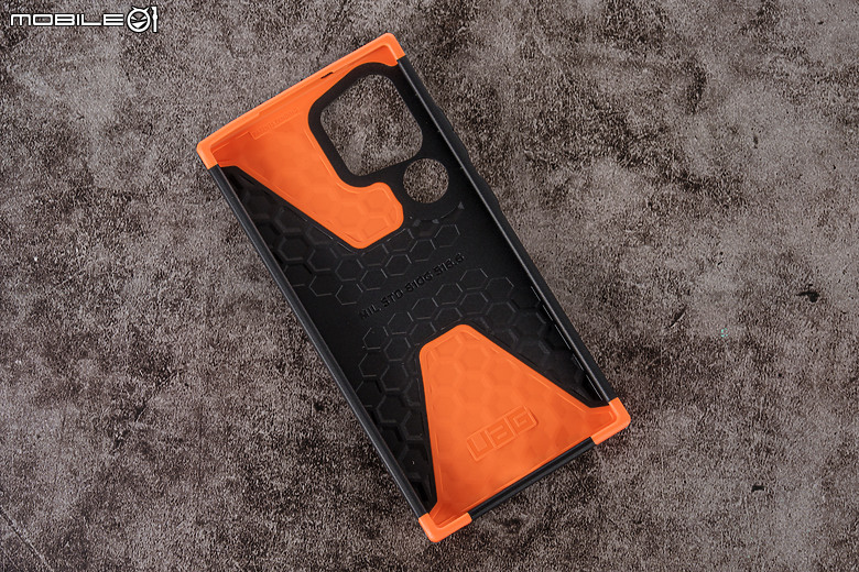 UAG x 三星Galaxy S24 Ultra保護殼|首發支架款走新意!