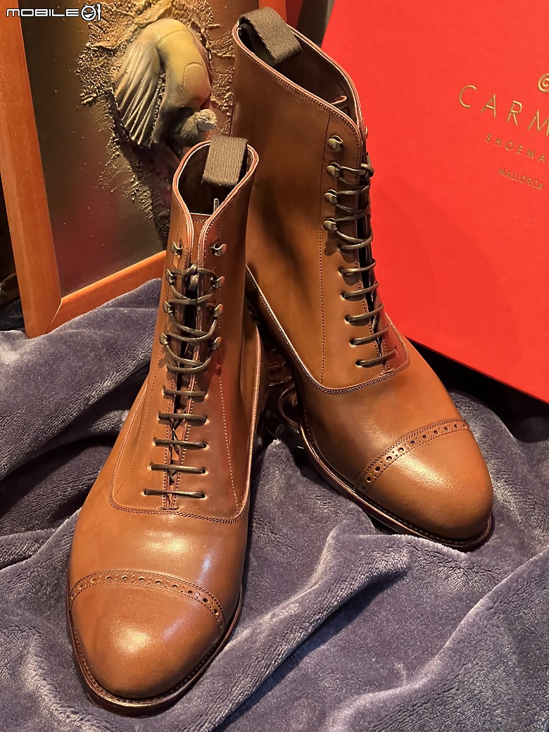 【開箱】皮中鑽石，馬臀皮 Balmoral Boots