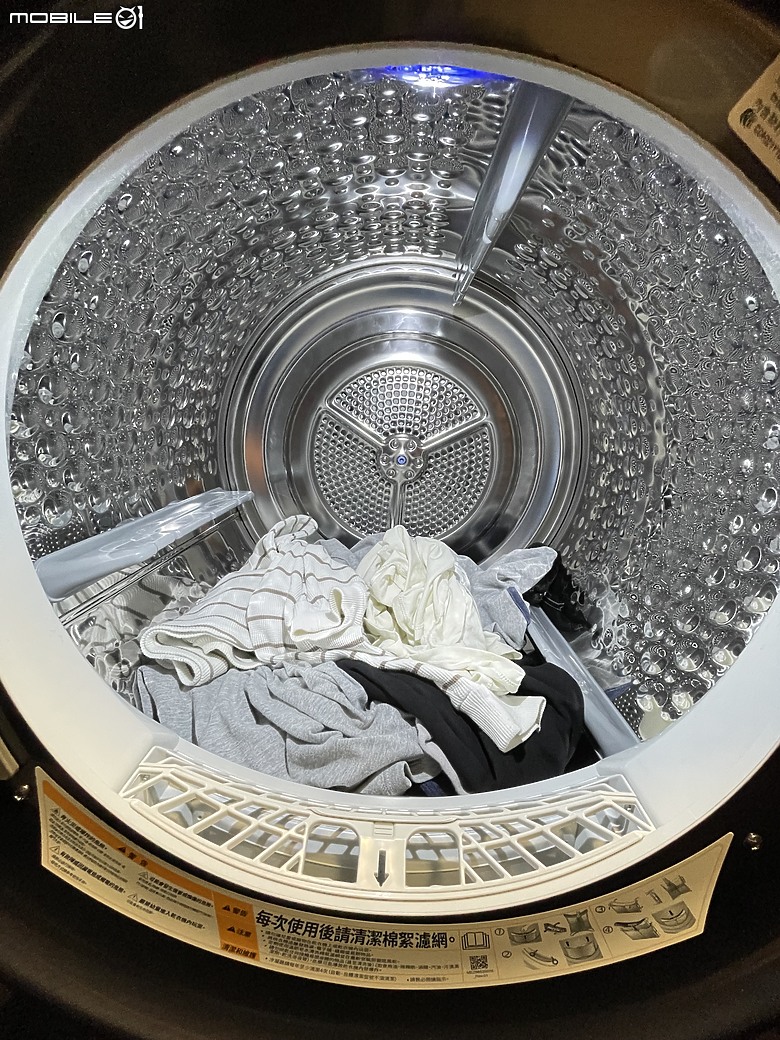LG WashTower 極窄美型版輕鬆搞定跟塵蟎過敏原說掰掰