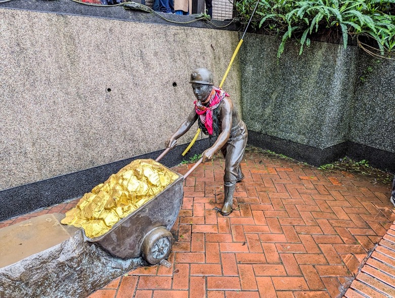 舊車維修換新車體驗,開Astra的雨中山城一日遊