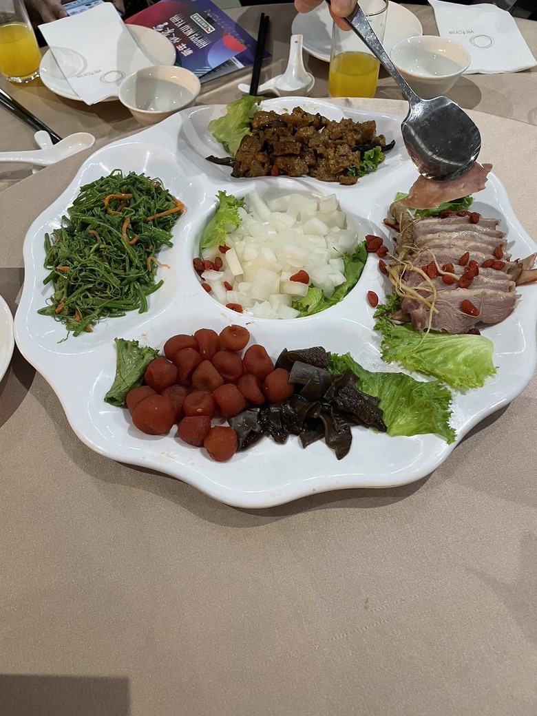 大開眼界,原來信義房屋尾牙長這樣!!