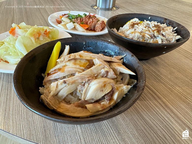 點我看大圖 嘉義東區|噴水雞肉飯(小雅旗艦店)_沒看過這麼大間的火雞肉飯店