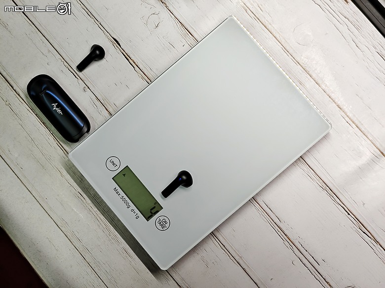 Avier AAL String S 半入耳式藍牙耳機開箱 – 純粹音樂、極致享受的小巧耳機