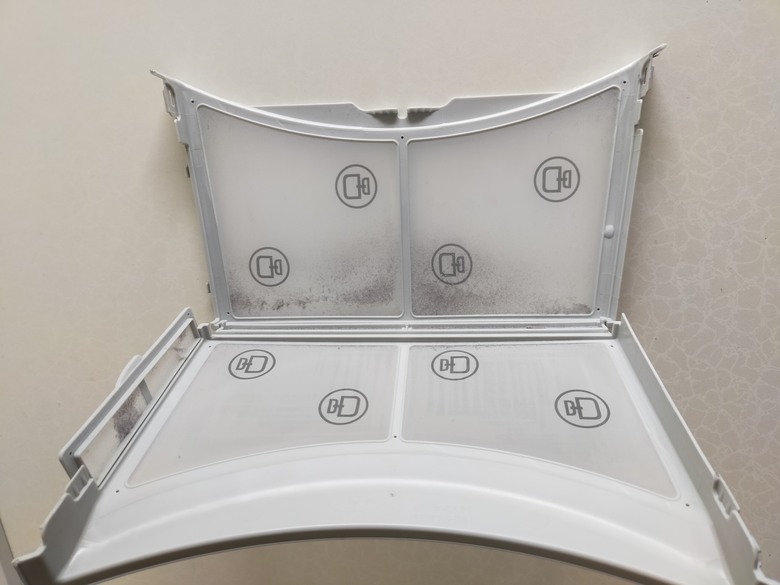 窄版LG WashTower™ AI智控洗乾衣機試用分享