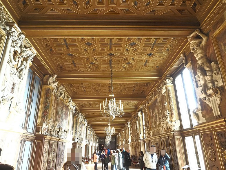 楓丹白露宮(Chateau de Fontainebleau),外掛凱旋門(Arc de Triomphe)、聖母院(Cathédrale Notre-Dame de Paris)、歌劇院(Palais Garnier)、莫里哀噴泉(Fontaine Molière)、聖米歇爾噴泉(Fontaine Saint-Michel) — 世界文化遺產 之 楓丹白靈宮及其園林(Palace and Park of Fontainebleau) — 2023年冬季歐洲行旅 第八部