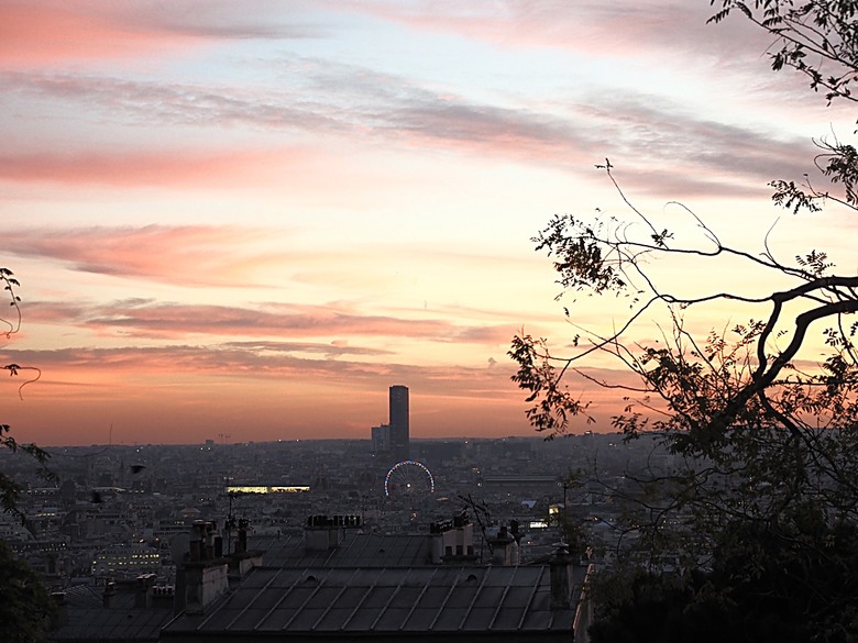 艾菲爾鐵塔(Tour Eiffel)、蒙馬特(Montmartre)、聖心堂(Basilique du Sacré-Cœur de Montmartre),外掛拉法葉百貨 巴黎奧斯曼旗艦店(Galeries Lafayette Haussmann)、莎瑪麗丹百貨(La Samaritaine) — 引領流行的時尚與藝術之都 — 2023年冬季歐洲行旅 第九部