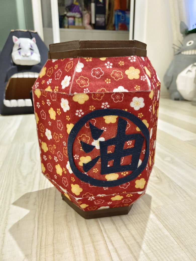 紙箱DIY-無臉貓財神貓窩