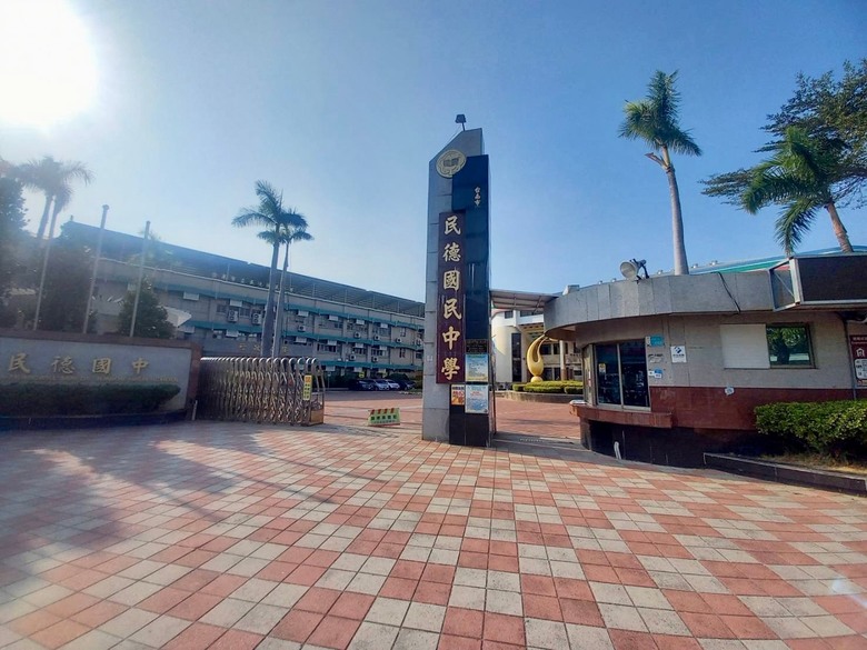 點我看大圖 西門路小資金店面