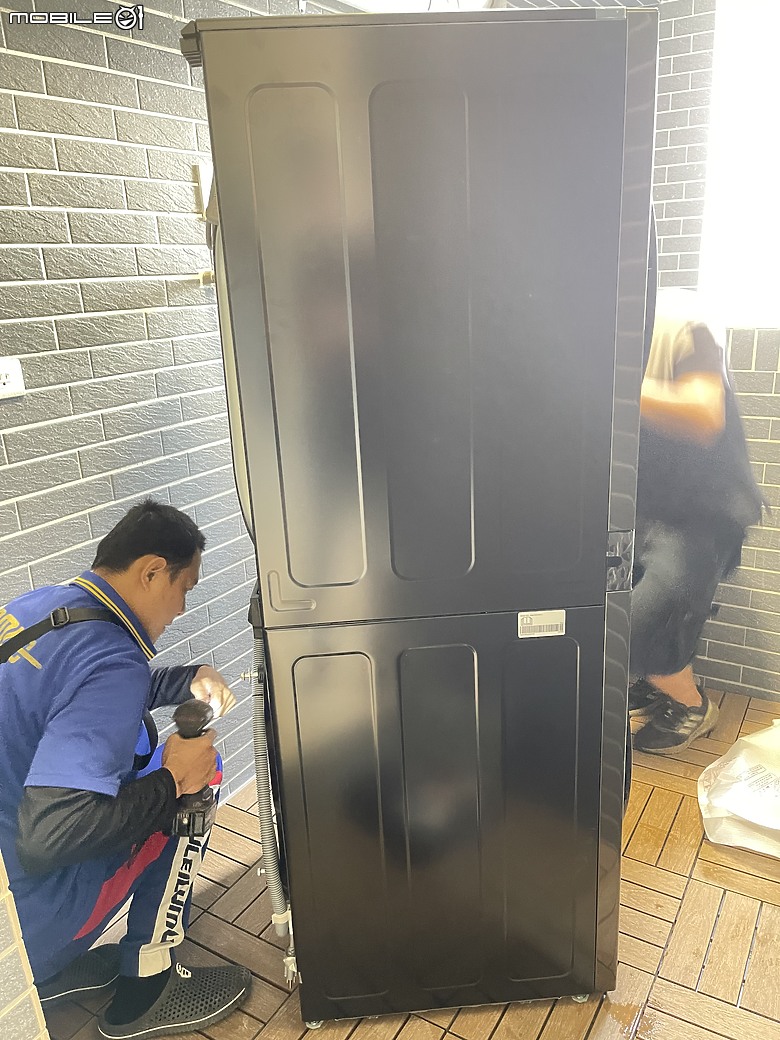 LG WashTower 極窄美型版輕鬆搞定跟塵蟎過敏原說掰掰