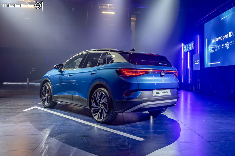 Volkswagen ID.4、ID.5台灣首度亮相!台灣福斯汽車2024年開啟電動車產品世代