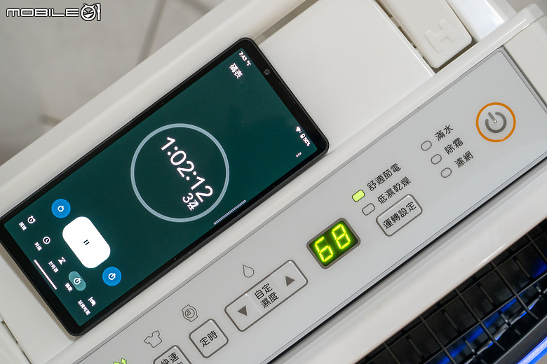 日立 HITACHI RD-22FC 清淨型除濕機｜一機雙效 X 貼心設計，擁抱乾爽舒適生活！