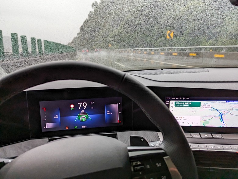 舊車維修換新車體驗,開Astra的雨中山城一日遊