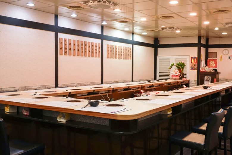 泰山日式鍋物│香濃湯頭風味滿分超浮誇肉盤即刻上桌!