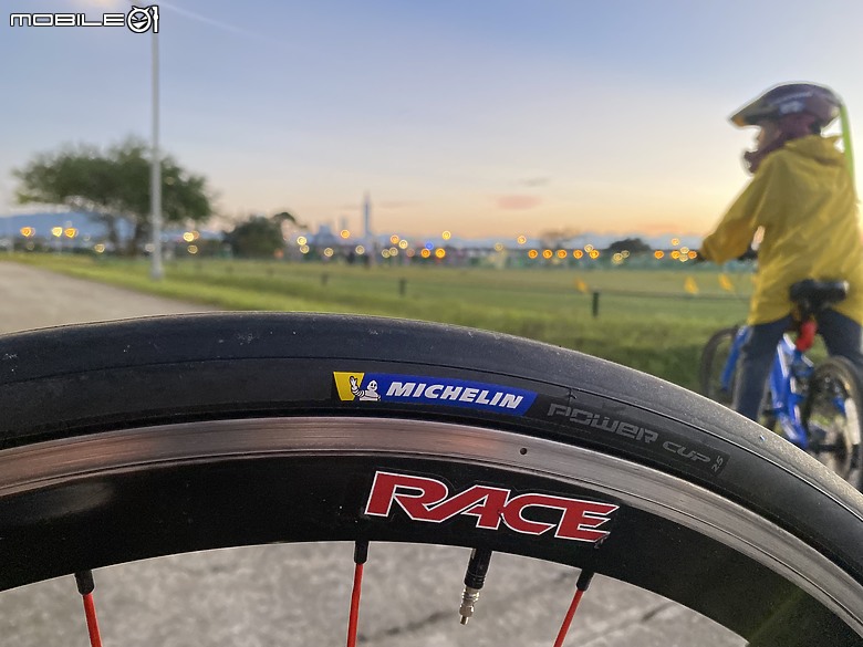 點我看大圖 往日情與新戀情 Michelin Power Cup (25C) 新胎分享