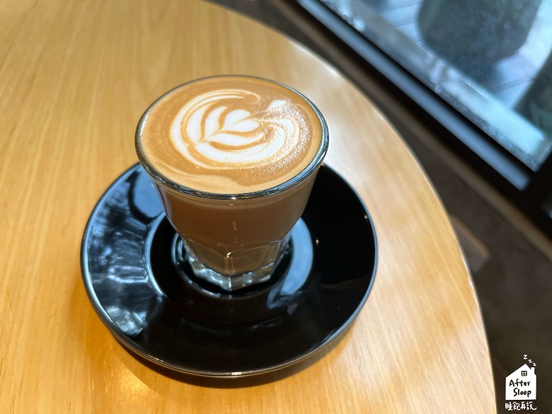 點我看大圖 高雄前鎮|瑞福咖啡REVEL COFFEE STUDIO_舒芙蕾鬆餅推推