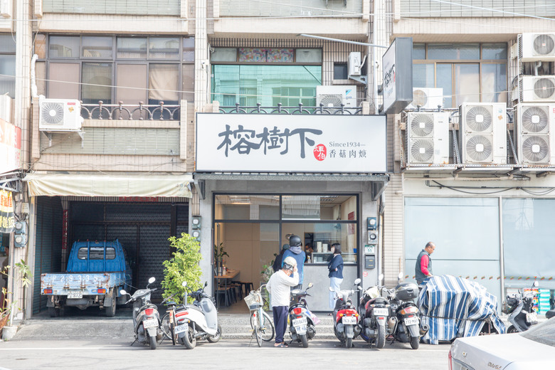點我看大圖 ◆橋頭糖廠 · 糖金歲月散策館 · 吉照故里茶道院 · 老街美食 ◆彌陀漁港海岸光廊 ◆蚵仔寮魚市