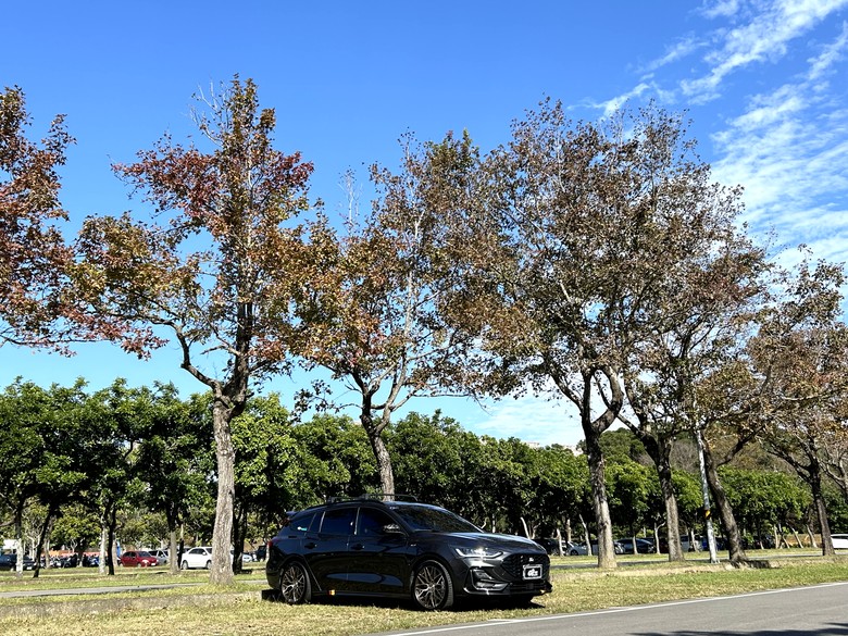 <近七萬公里心得分享> 2023 Ford Focus Wagon ST-line X (BZ) 尊爵灰 (2024/01更新)
