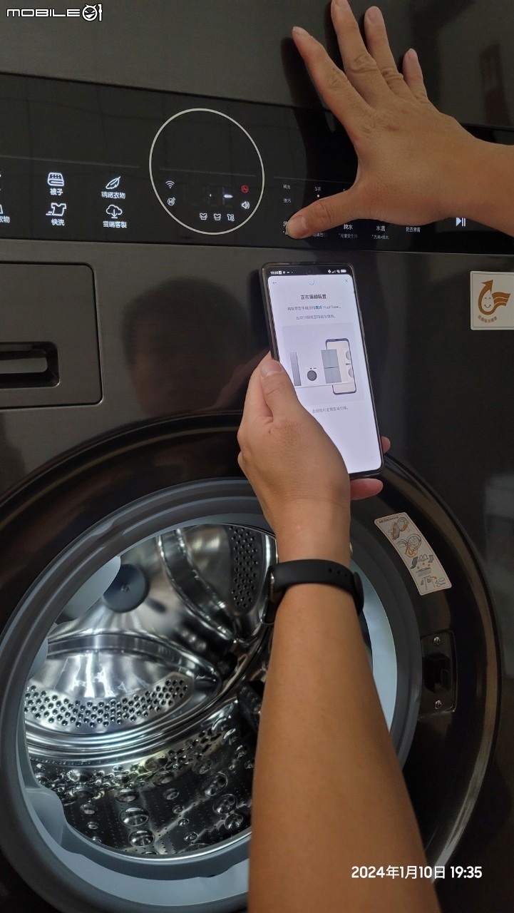 美麗兼智慧 LG WashTower™ AI 智控洗衣機讓生活更輕鬆
