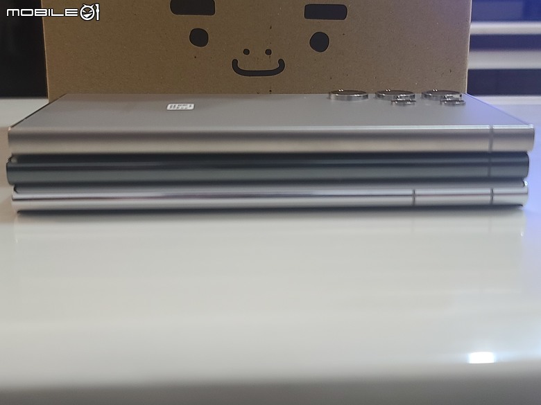 Samsung S24 Ultra 鈦灰 簡易開箱 疊疊樂