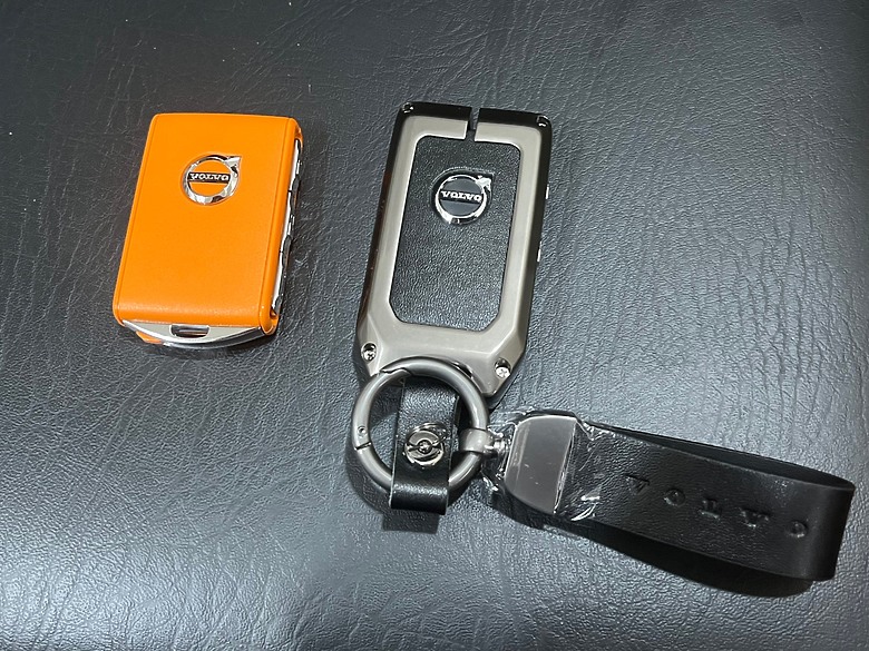 V60 B3 開箱文 , 新增 : 交車滿100天 Update