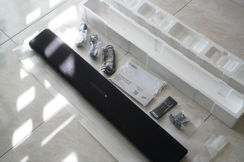 開箱朋友的 YAMAHA SR-B40A sound bar,試聽完直接被燒到XD