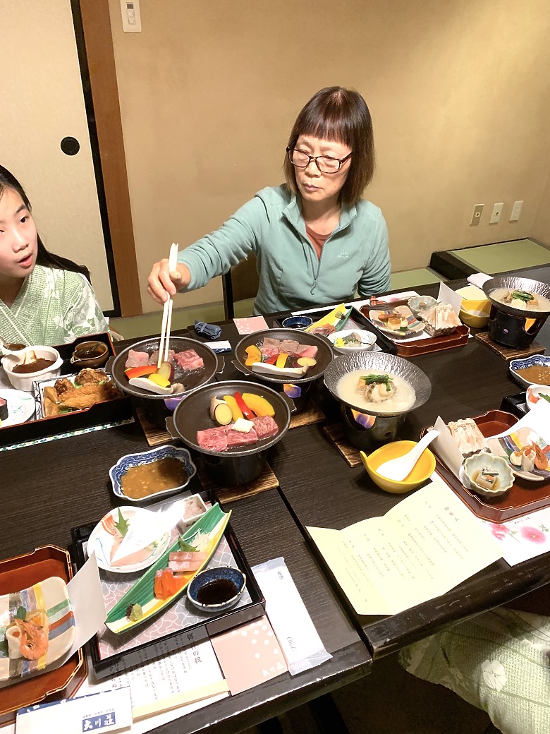 ＜日本＞2023全家人解封日本行~大川莊 穿越鬼滅之刃無限城