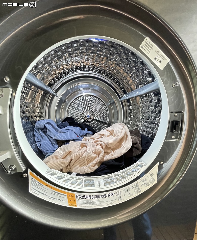 LG WashTower 極窄美型版輕鬆搞定跟塵蟎過敏原說掰掰
