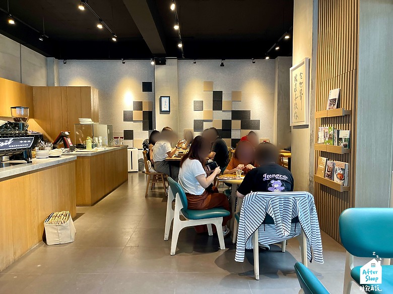 點我看大圖 高雄前鎮|瑞福咖啡REVEL COFFEE STUDIO_舒芙蕾鬆餅推推