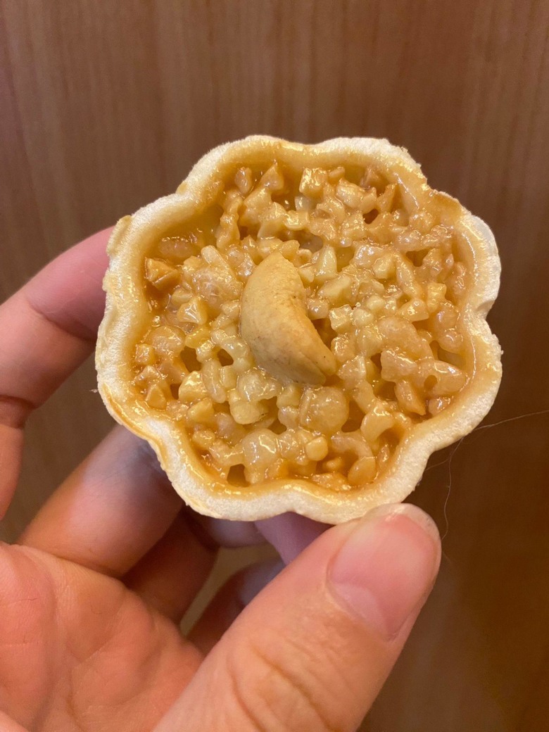 開箱有質感的的大紅喜餅