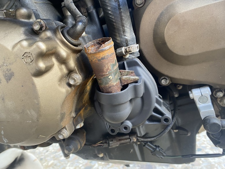 zx12r水管問題