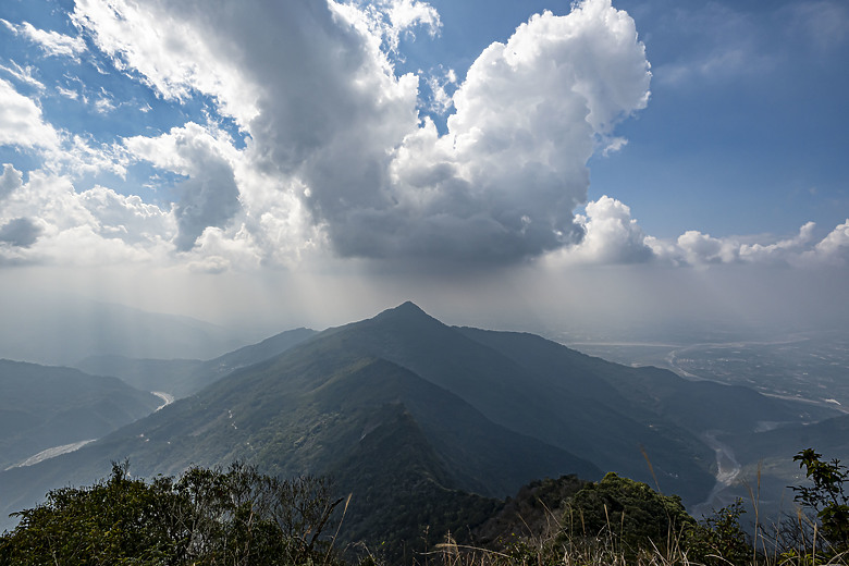 點我看大圖 冬天來去屏東觀望山(德文山)