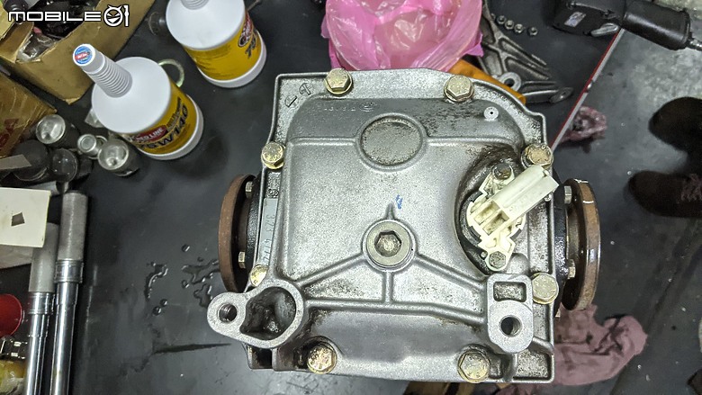 點我看大圖 E34 DIY專輯31 原廠LSD限滑差速器搭載