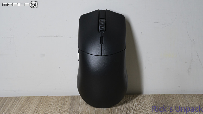 【開箱】無線4K回報率、輕量對稱鼠 | Glorious Model O2 PRO 4K/8K WIRELESS